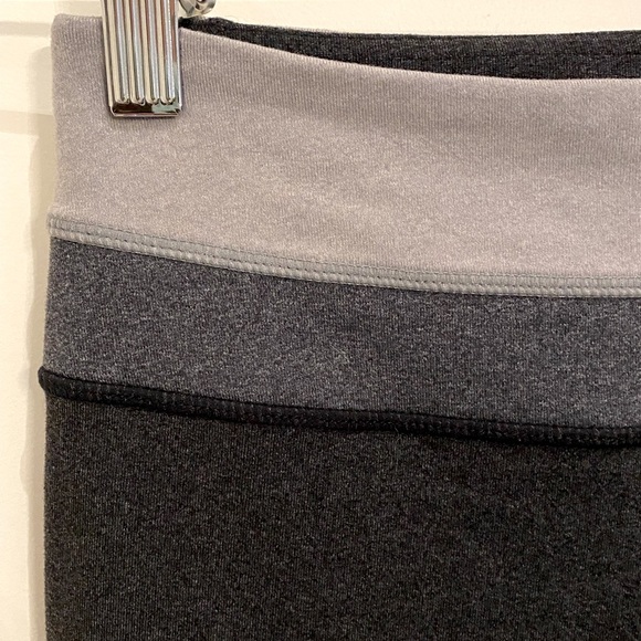 Lululemon set wide leg pants and zip up - Picture 7 of 9